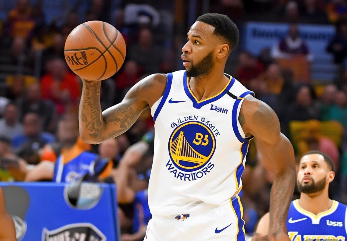 亚历山大30分欧文关键三分，湖人跌出前八！最新NBA西部排名掘金稳居榜首